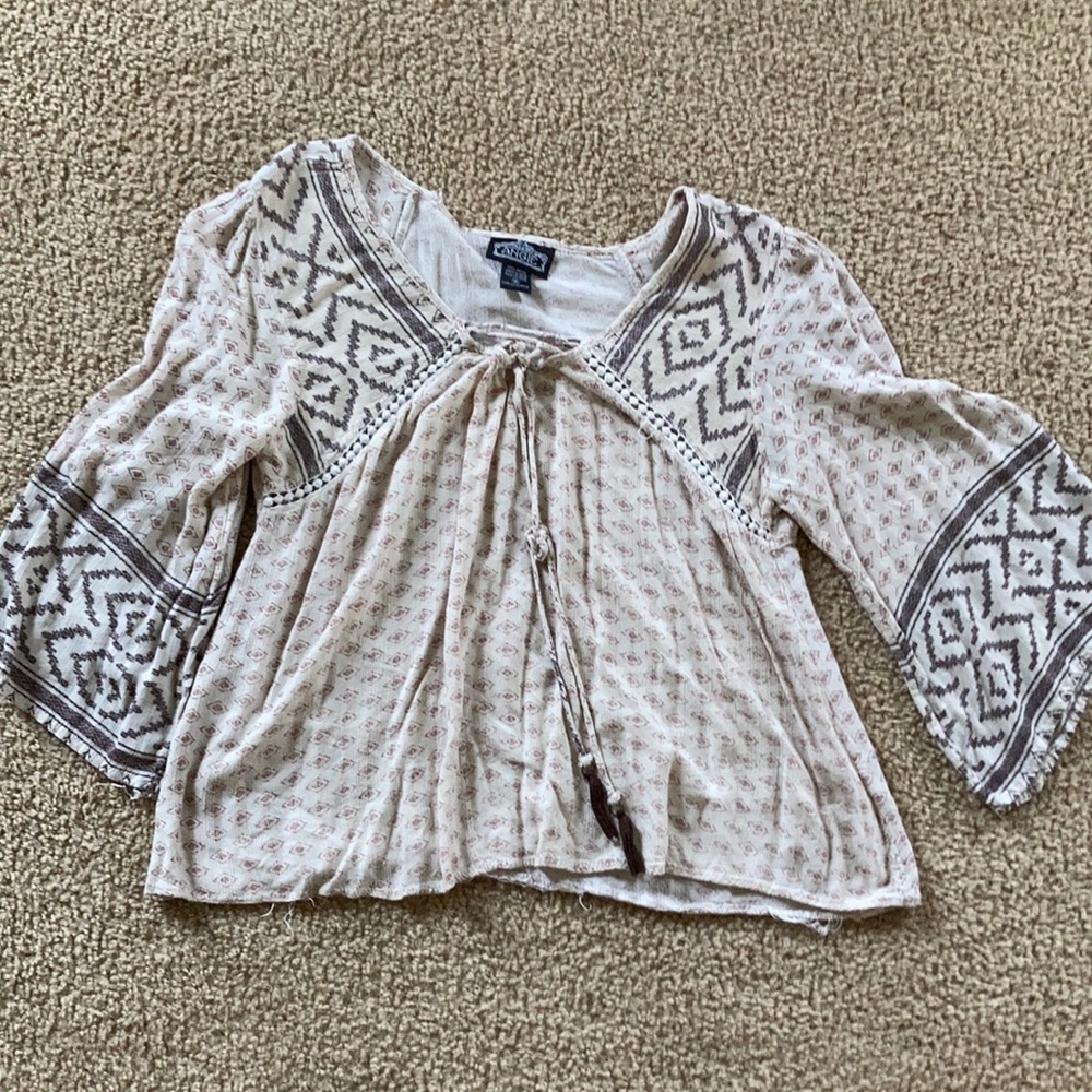 Angie top sz medium